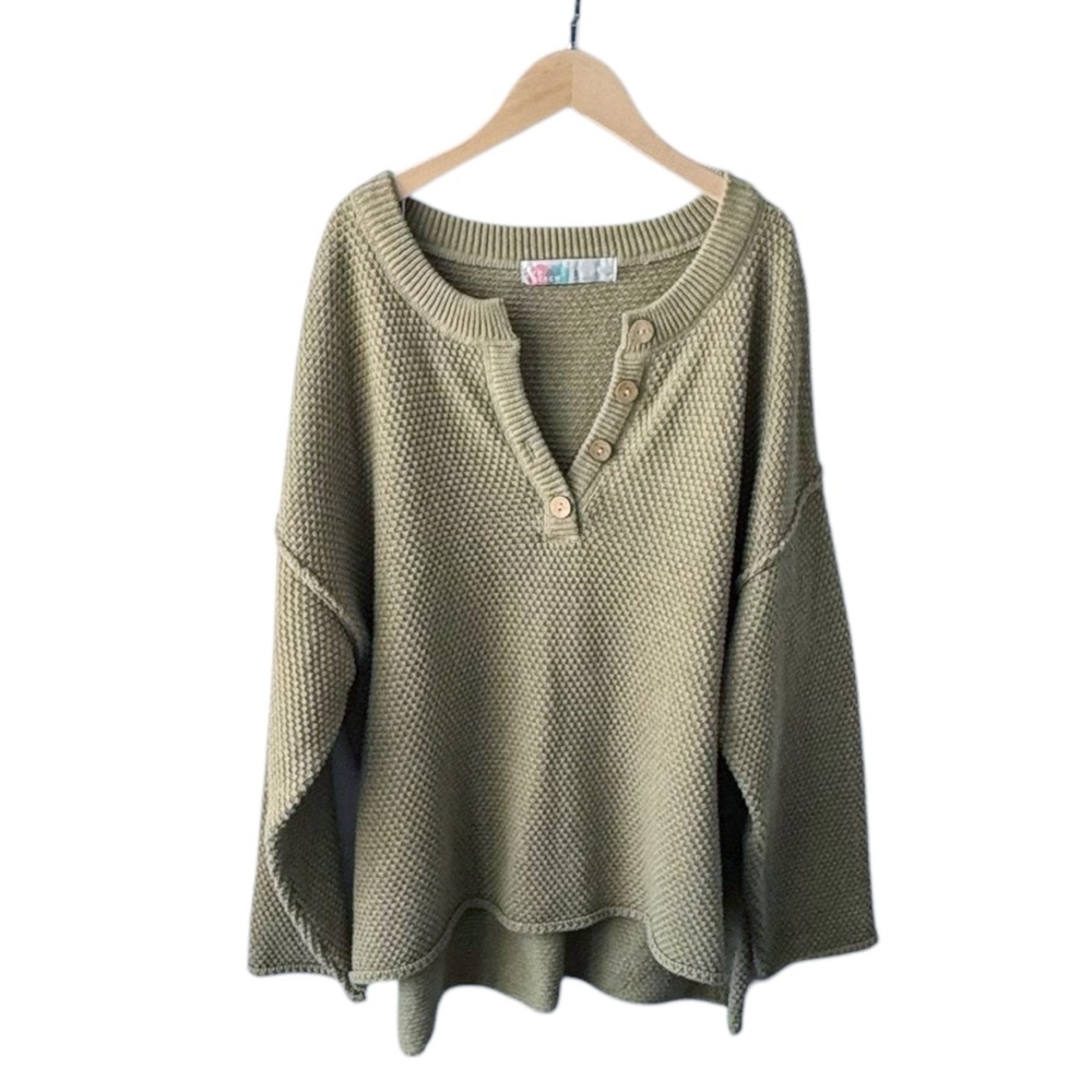 Free People Beach Hailee Sweater Set (Henley top and Pants) in Palm | XS - Picture 2 of 16